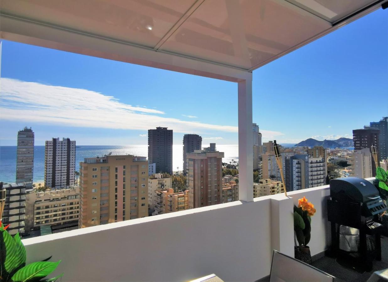 Penthouse Cervantes Sea View Μπένιντορμ Εξωτερικό φωτογραφία